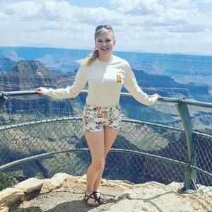 Meet your Posher, Meeka